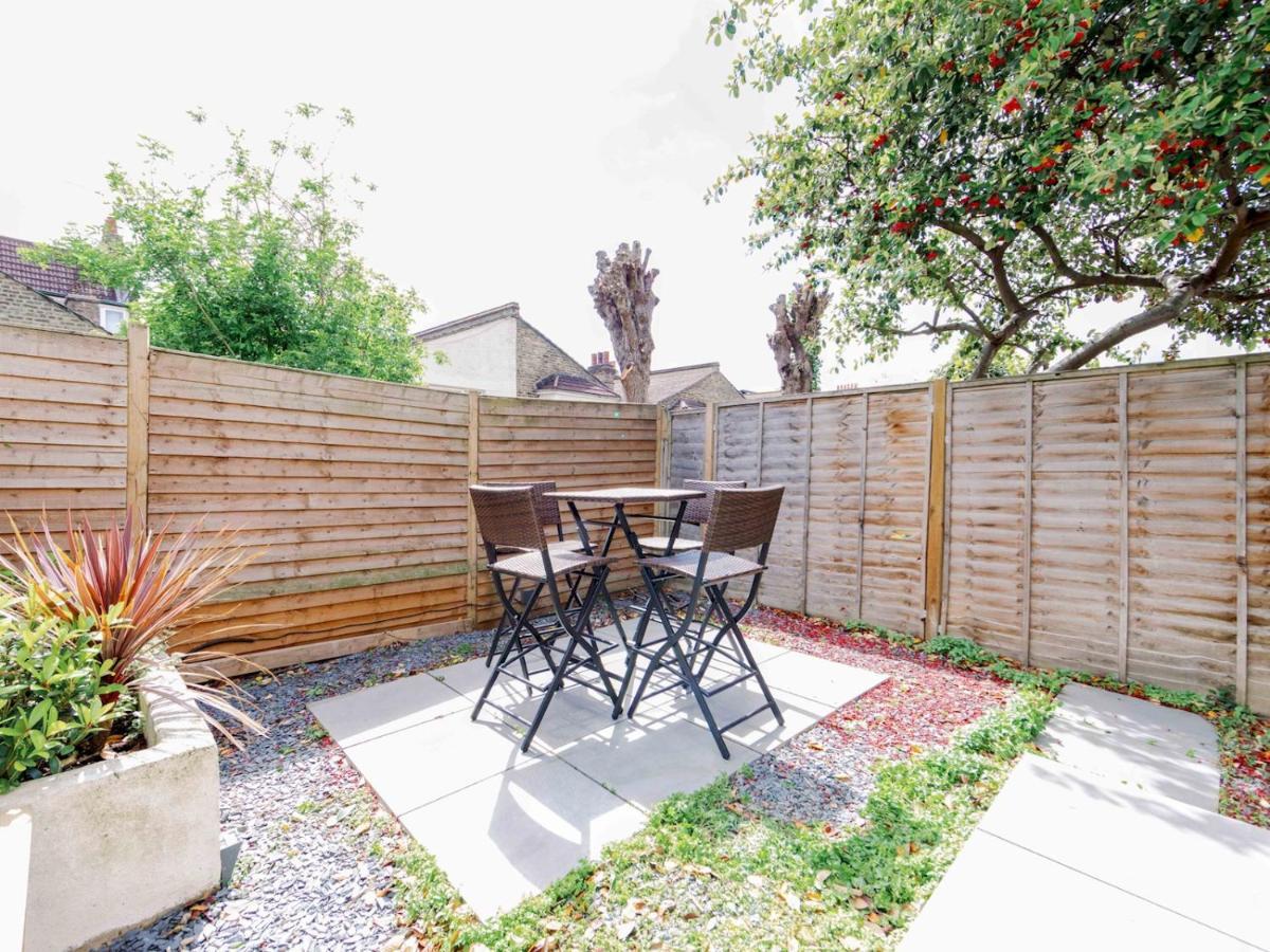 Pass The Keys Recently Renovated 1Br Flat With Private Garden In South London Daire Dış mekan fotoğraf