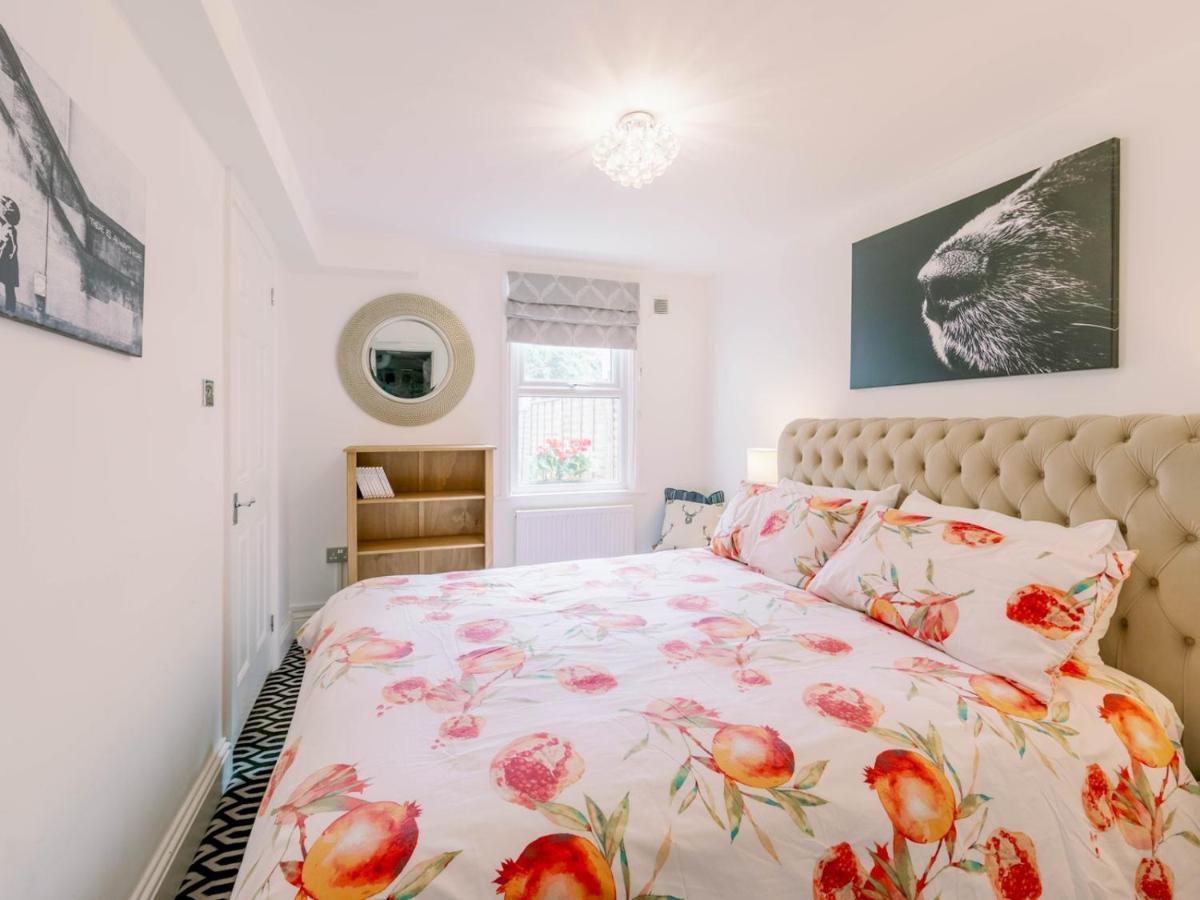Pass The Keys Recently Renovated 1Br Flat With Private Garden In South London Daire Dış mekan fotoğraf
