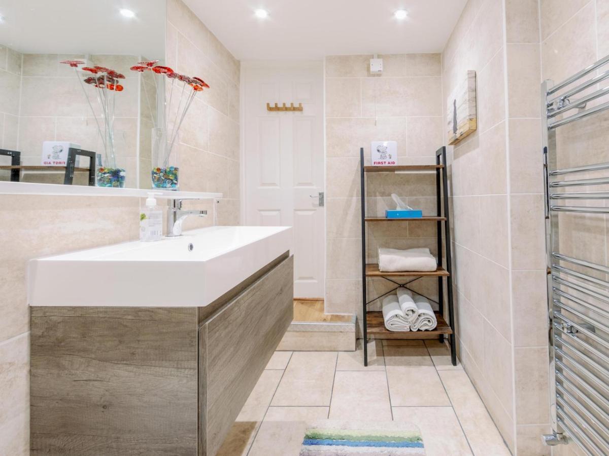 Pass The Keys Recently Renovated 1Br Flat With Private Garden In South London Daire Dış mekan fotoğraf